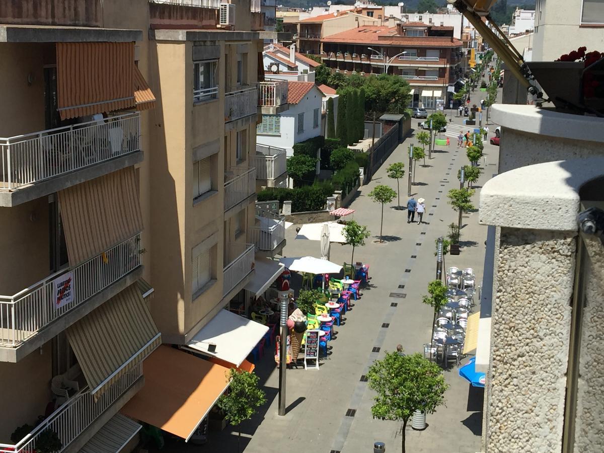 Apartament Vivalidays Michele Pineda de Mar Zewnętrze zdjęcie